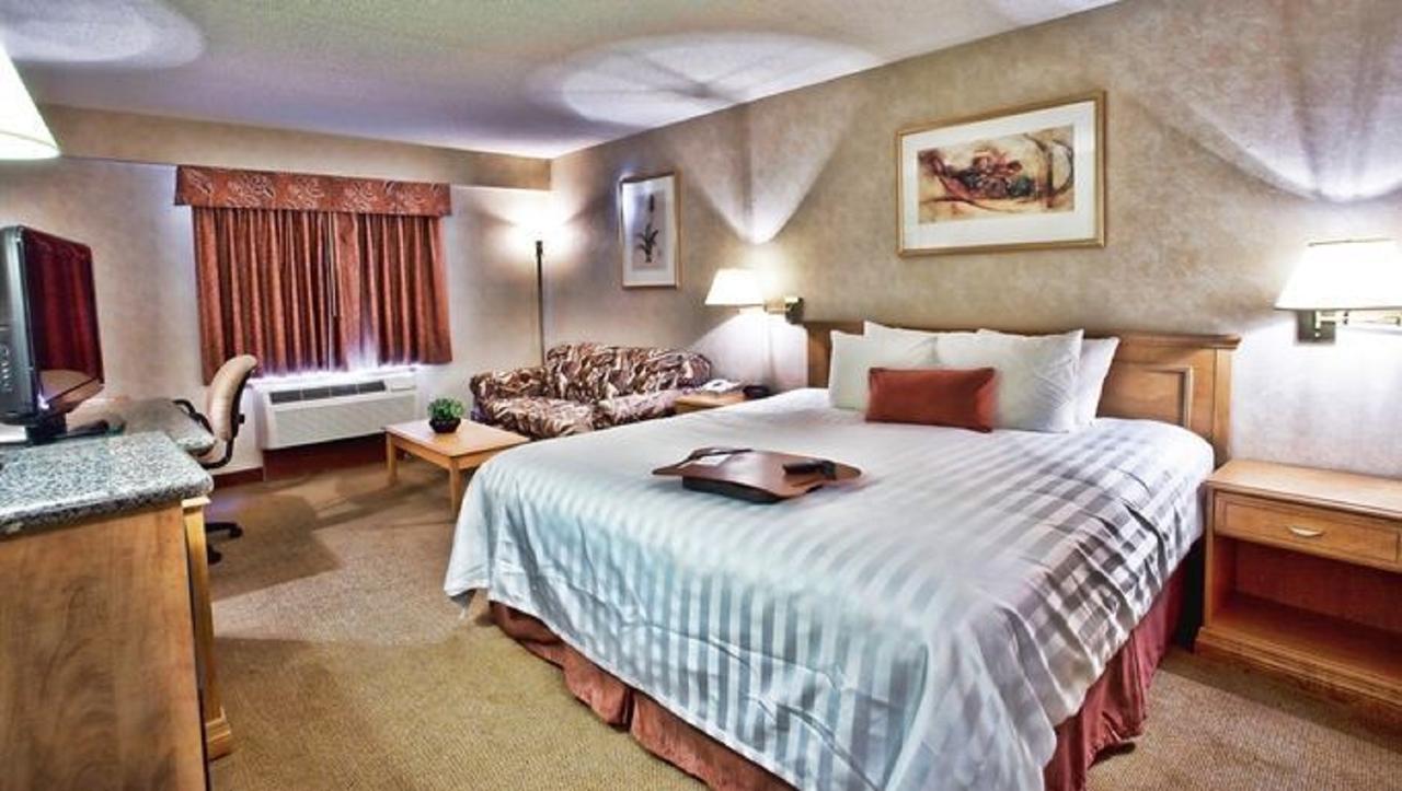 Humphry Inn And Suites Winnipeg Esterno foto