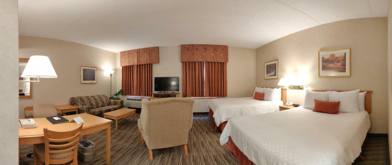 Humphry Inn And Suites Winnipeg Esterno foto