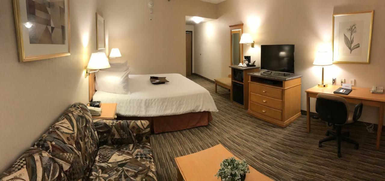 Humphry Inn And Suites Winnipeg Esterno foto