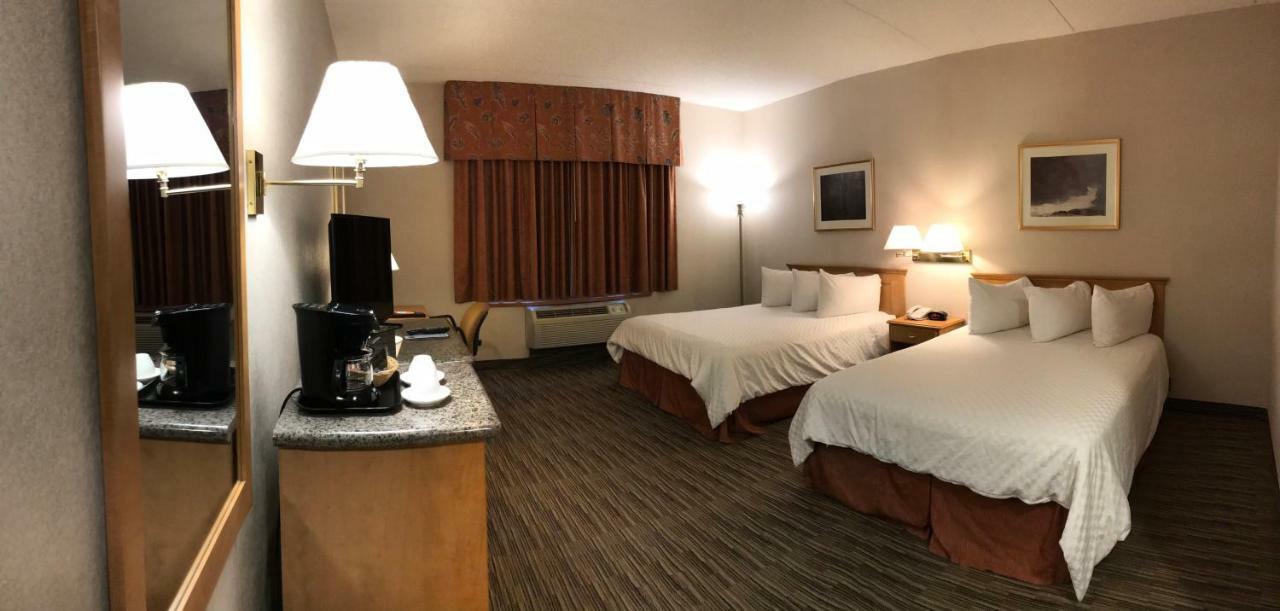 Humphry Inn And Suites Winnipeg Esterno foto
