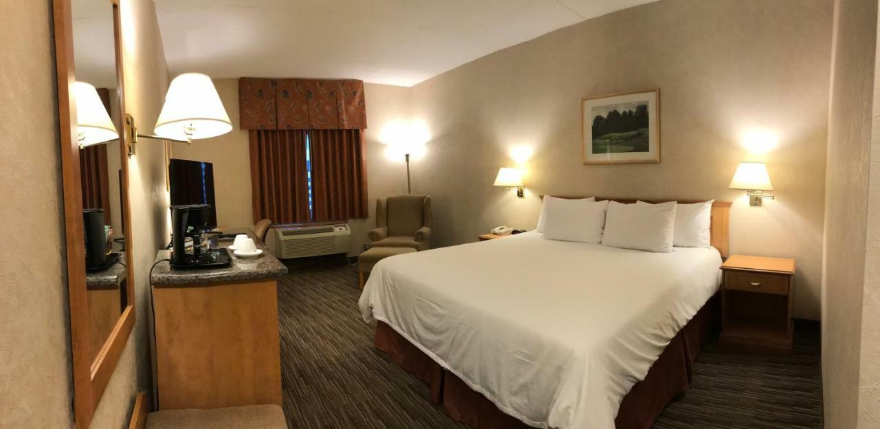 Humphry Inn And Suites Winnipeg Esterno foto