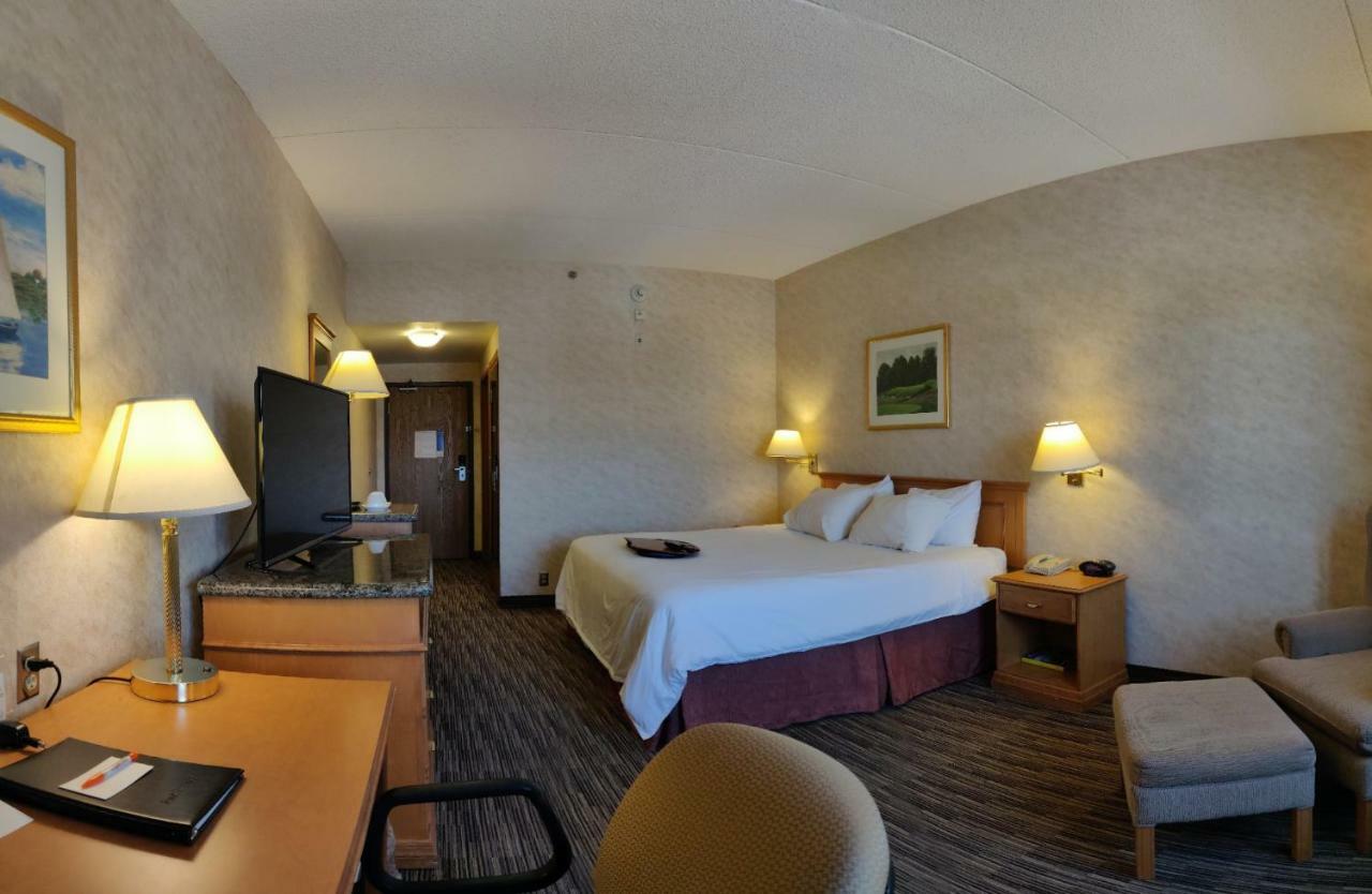 Humphry Inn And Suites Winnipeg Esterno foto